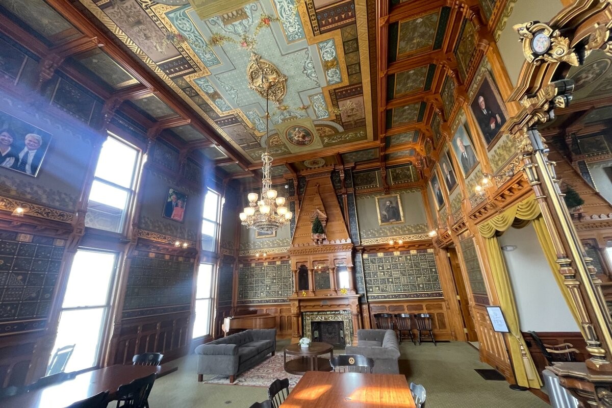 Tilton Mansion内部——1861年建造の豪華な応接間